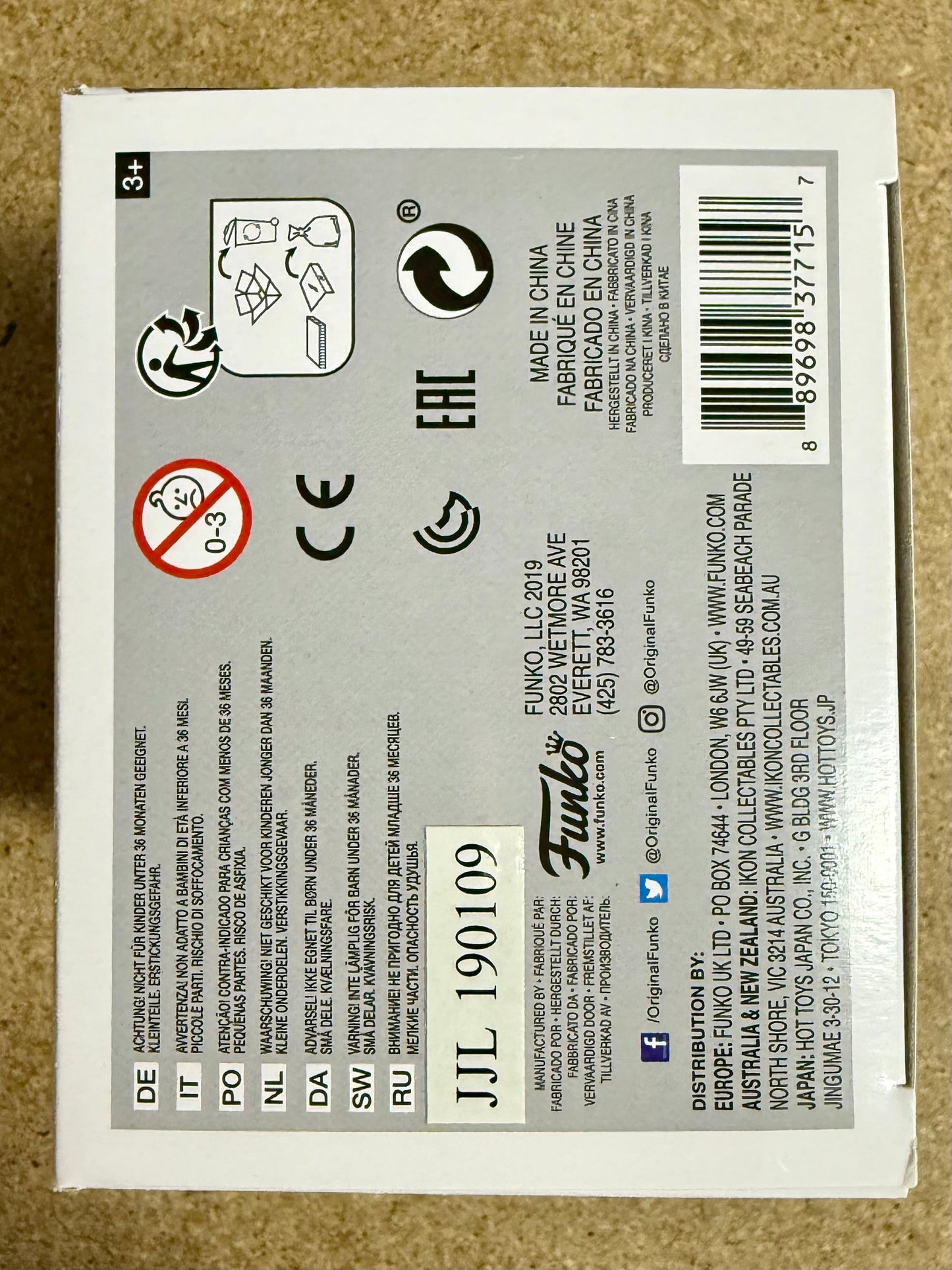 Will Smith Signed Agent J Men In Black Funko Pop! Exclusive #718 With JSA COA