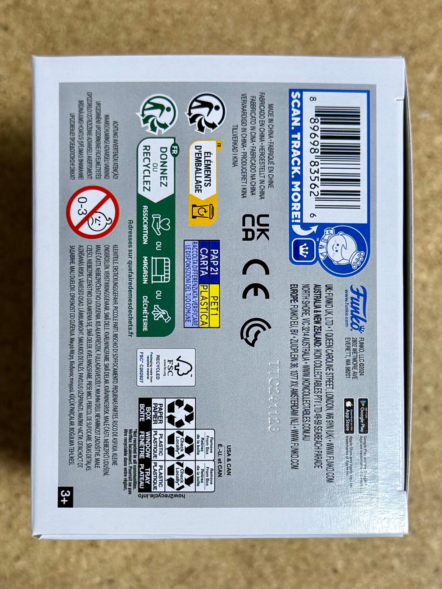 Funko Pop! Plus Movies Beetlejuice On Tombstone #1757 Beetlejuice 2024 (BOX DMG)