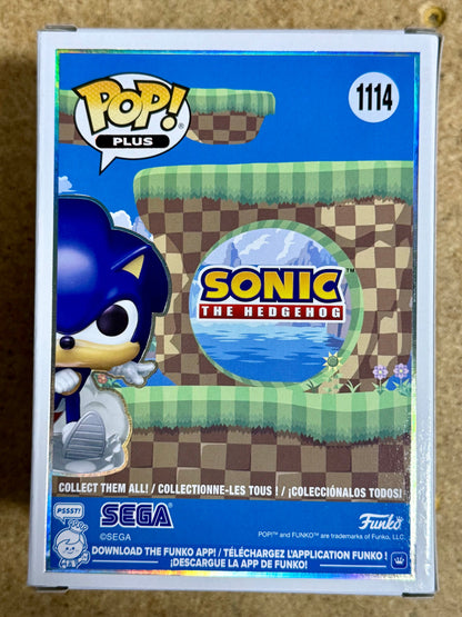 Funko Pop! Plus Games Sonic the Hedgehog (Pearlescent) #1114 Exclusive SEGA
