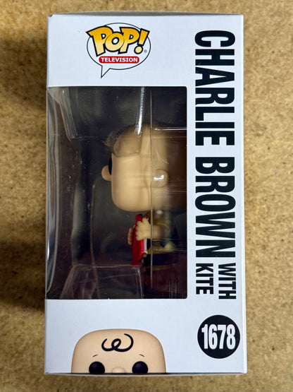 Funko Pop! Television Charlie Brown With Kite #1678 Peanuts 2024