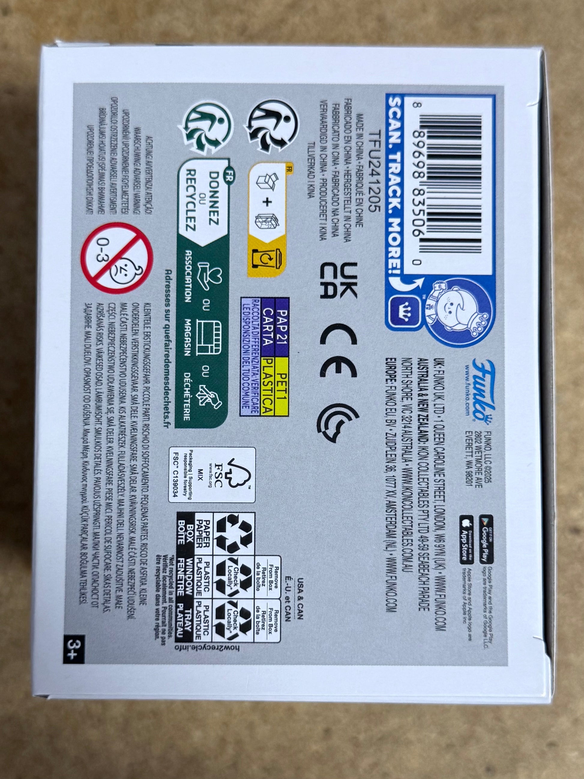 Funko Pop! Television Charlie Brown With Kite #1678 Peanuts 2024