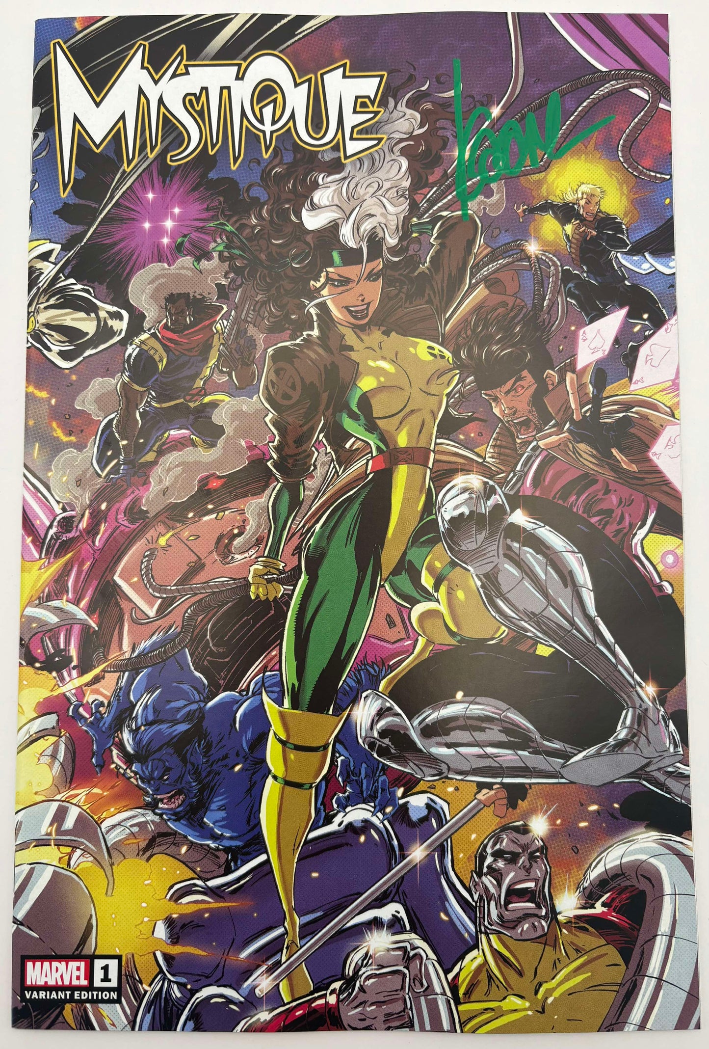 [Signed by Kaare Andrews] MYSTIQUE #1 UNKNOWN COMICS KAARE ANDREWS CONNECTING COVER EXCLUSIVE VAR [IN STOCK]