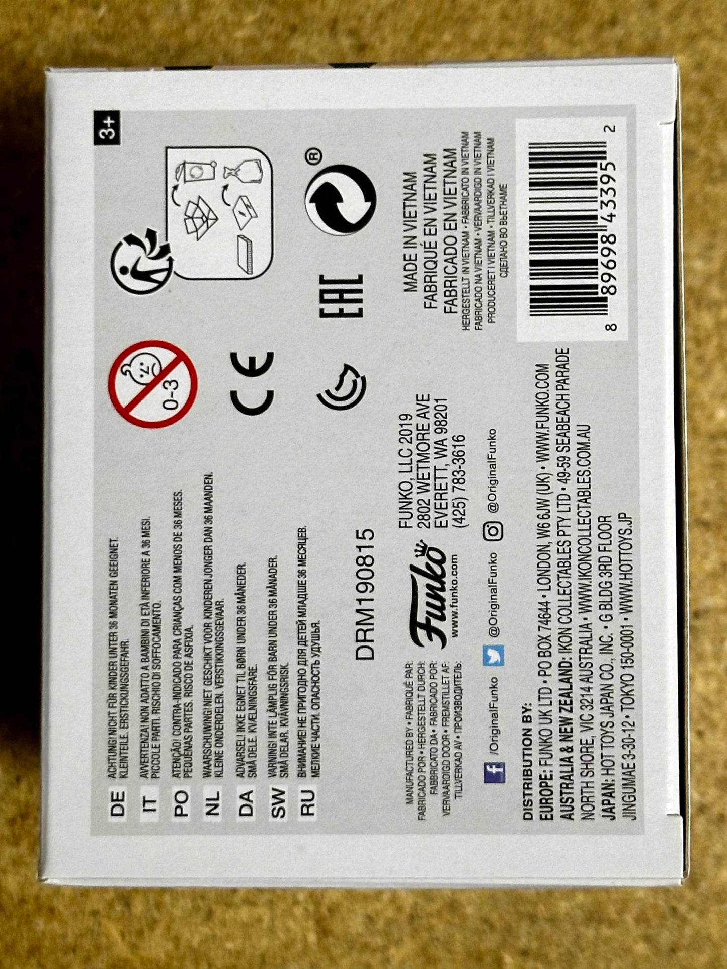 Jon Hamm Signed Don Draper Vaulted 2019 Mad Men Funko Pop! #908 With Beckett COA