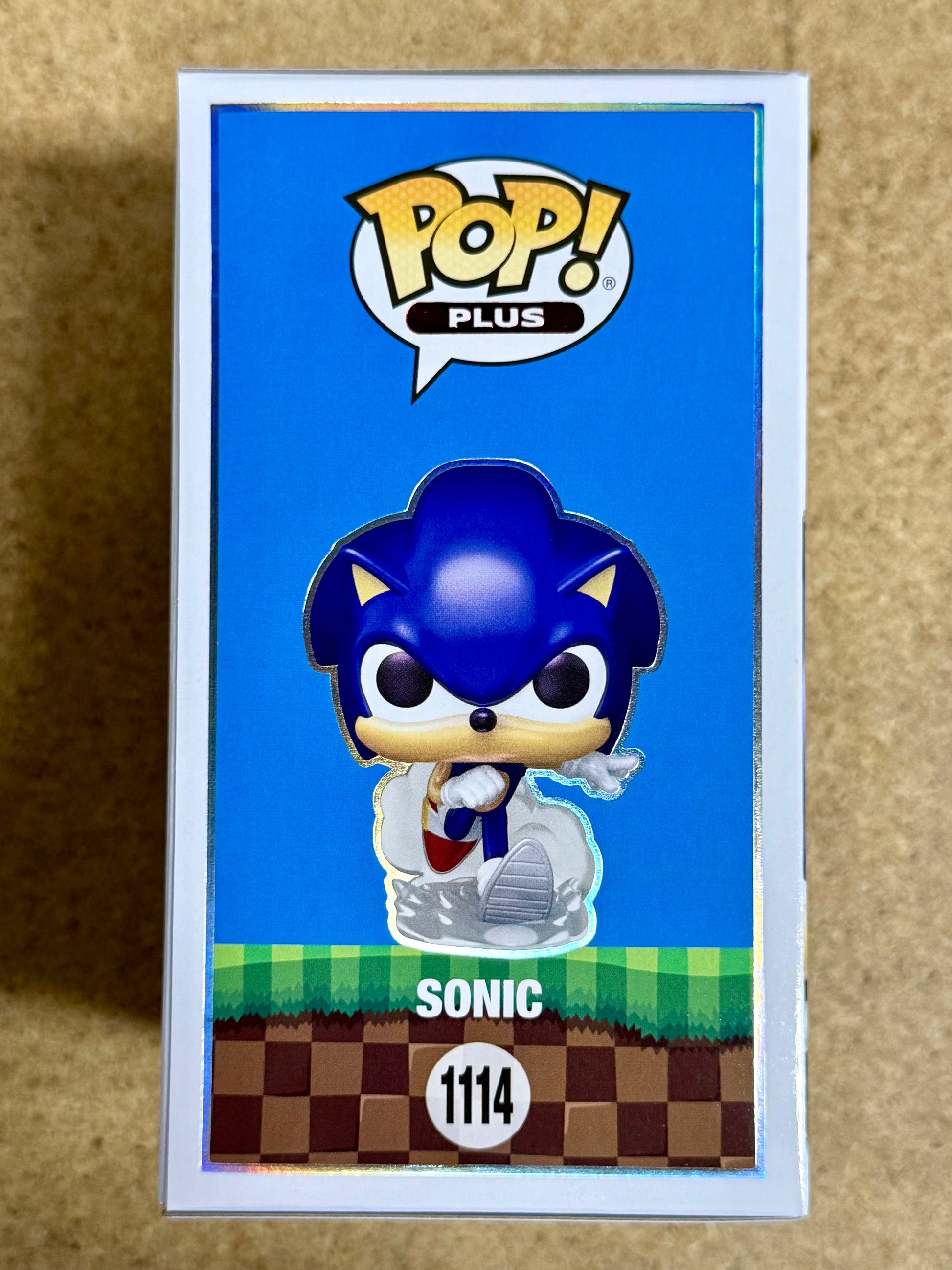 Funko Pop! Plus Games Sonic the Hedgehog (Pearlescent) #1114 Exclusive SEGA