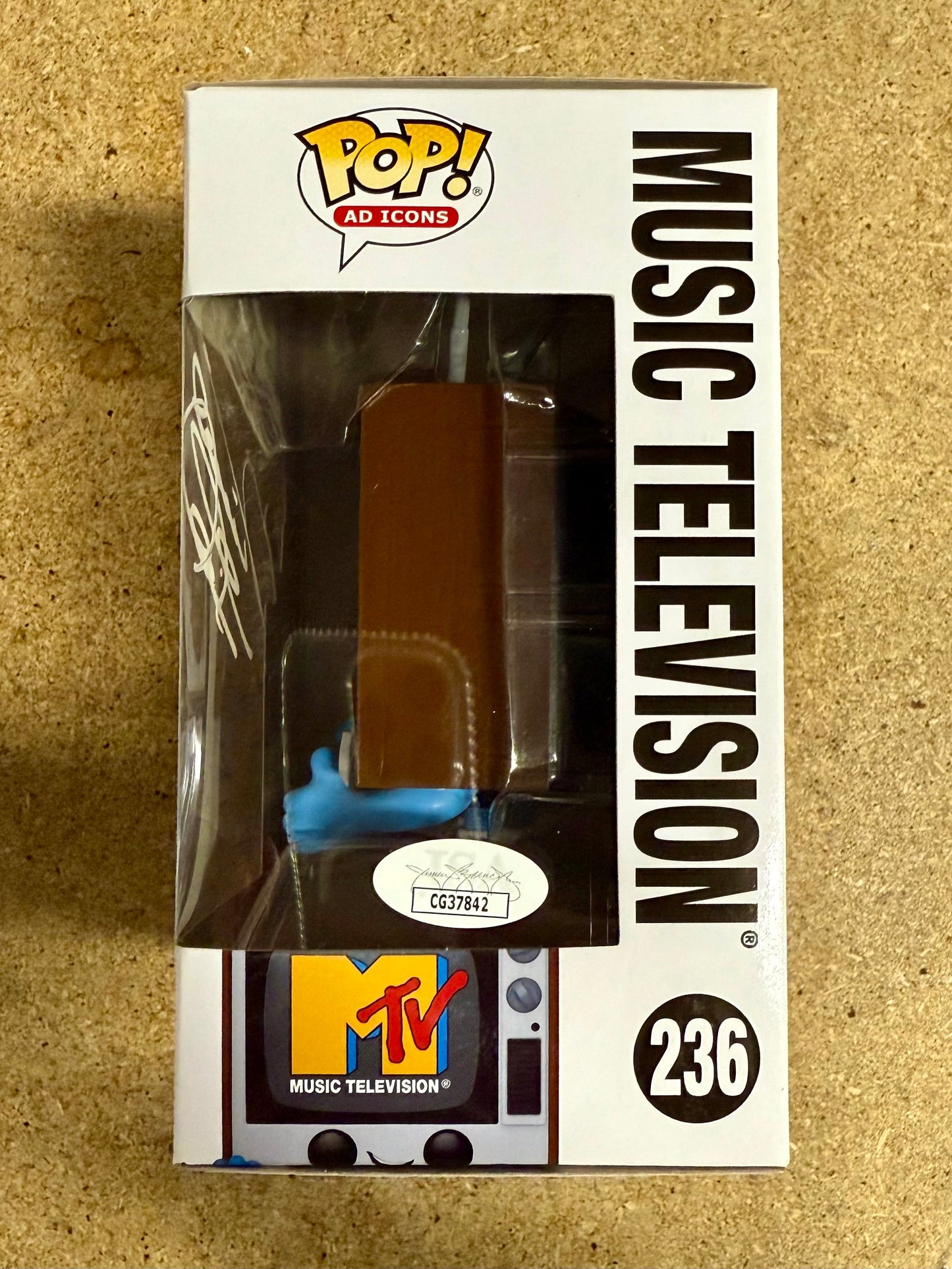 Country Rock Musician Vince Gill Signed 2024 MTV Funko Pop #236 With JSA COA