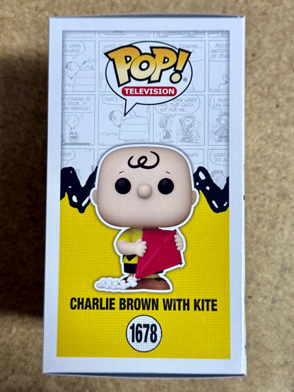 Funko Pop! Television Charlie Brown With Kite #1678 Peanuts 2024