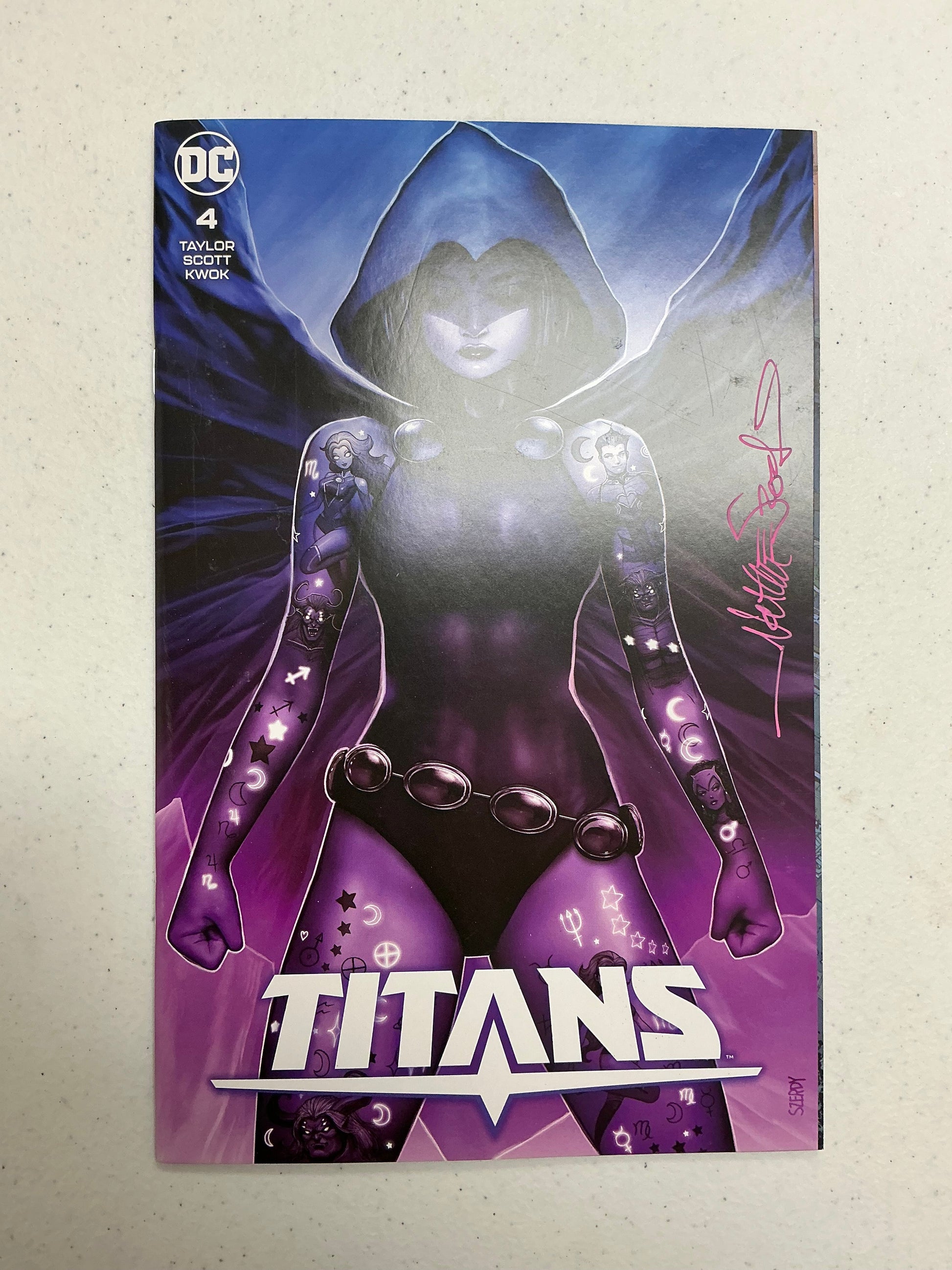 [Signed by Nathan Szerdy] TITANS #4 NATHAN SZERDY (616) EXCLUSIVE VAR [IN STOCK] (Copy)