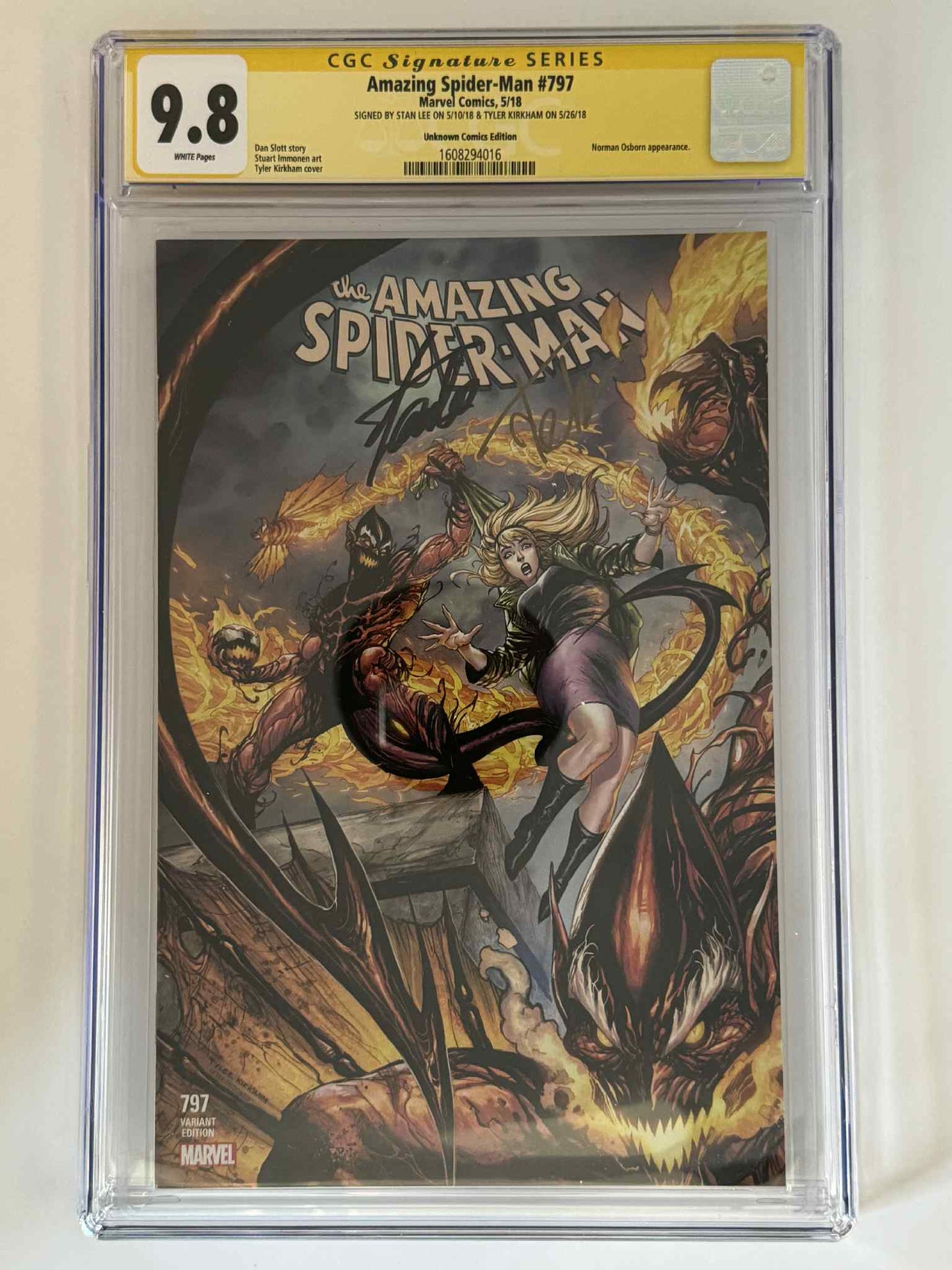 [Double Signed by Tyler Kirkham | Stan Lee] Amazing Spider-Man #797 CGC 9.8 Yellow Label Exclusive Var