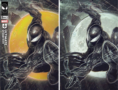 ULTIMATE SPIDER-MAN #5 (JOHN GIANG EXCLUSIVE BLACK COSTUME TRADE/VIRGIN VARIANT SET)(2024)