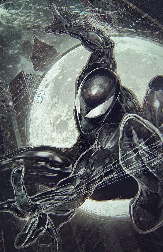 ULTIMATE SPIDER-MAN #5 (JOHN GIANG EXCLUSIVE BLACK COSTUME VIRGIN VARIANT)(2024) COMIC BOOK